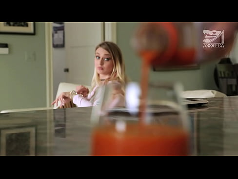 ❤️ 大奶子和紧身小穴的辣妹子从失败者那里得到鸡巴，但很硬 at porn zh-cn.tubsexer-porn.ru