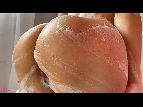 ❤️ 布鲁内特在淋浴时用振动器自慰阴部达到强烈的高潮 at porn zh-cn.tubsexer-porn.ru