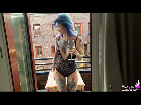 ❤️ 巨大的女孩大口吸吮，在空旷的天空下热情地做爱 at porn zh-cn.tubsexer-porn.ru